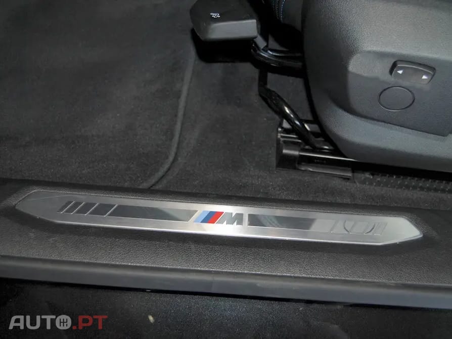 BMW 216 d Pack Desportivo M