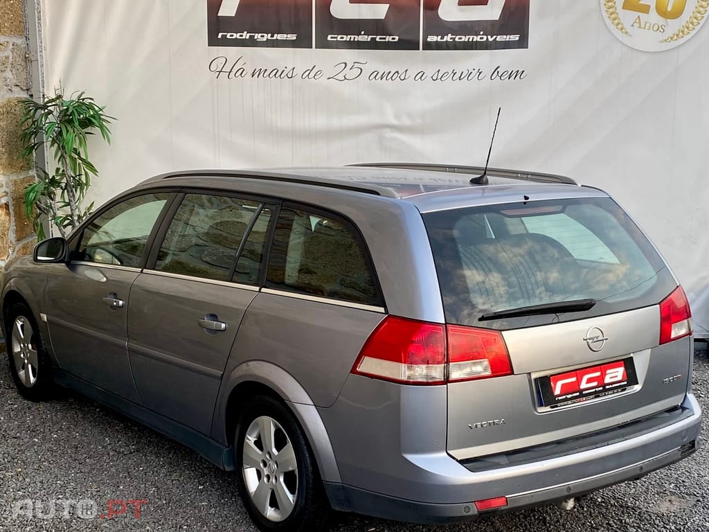 Opel Vectra Caravan 1.9 CDTi Cosmo Aut