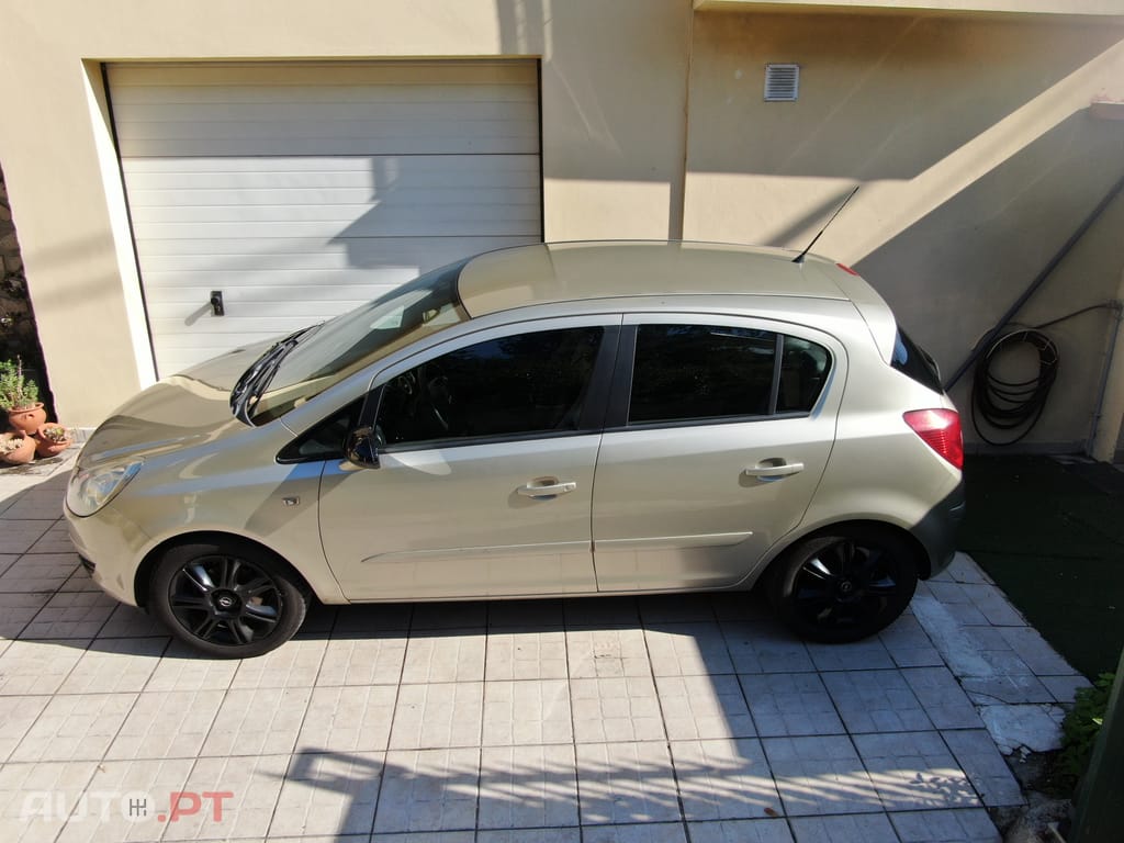 Opel Corsa Cosmo 1.2