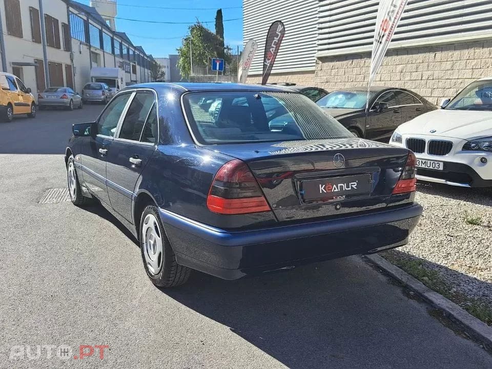 Mercedes-Benz C 180 Classic