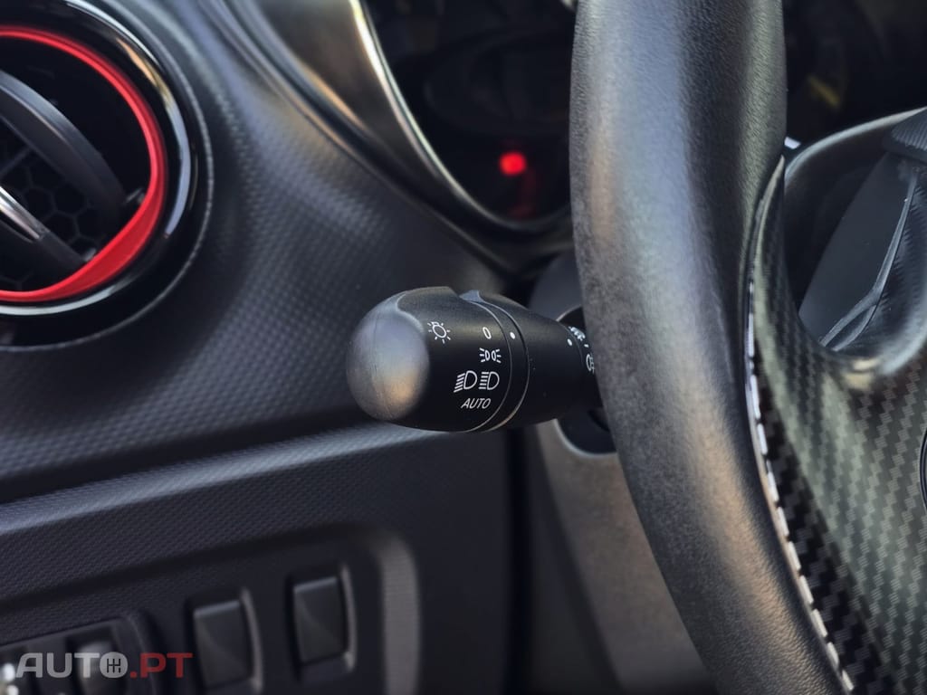 Renault Captur TCe 120 EDC Helly Hansen