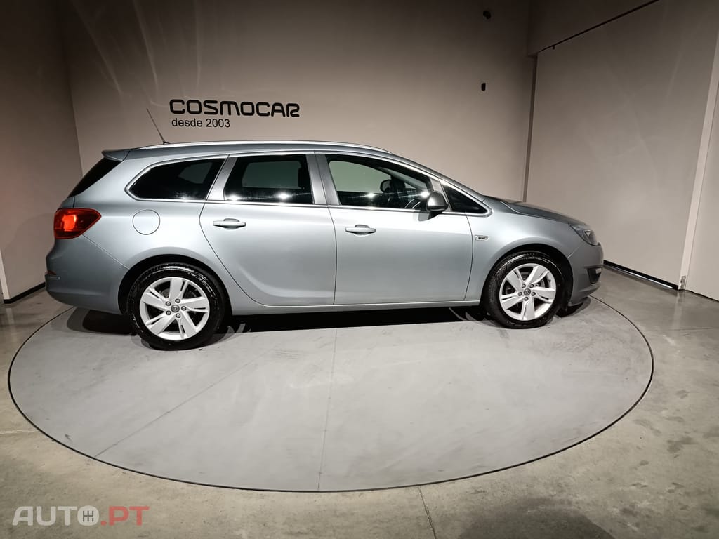 Opel Astra Caravan 1.6 CDTI EXECUTIVE