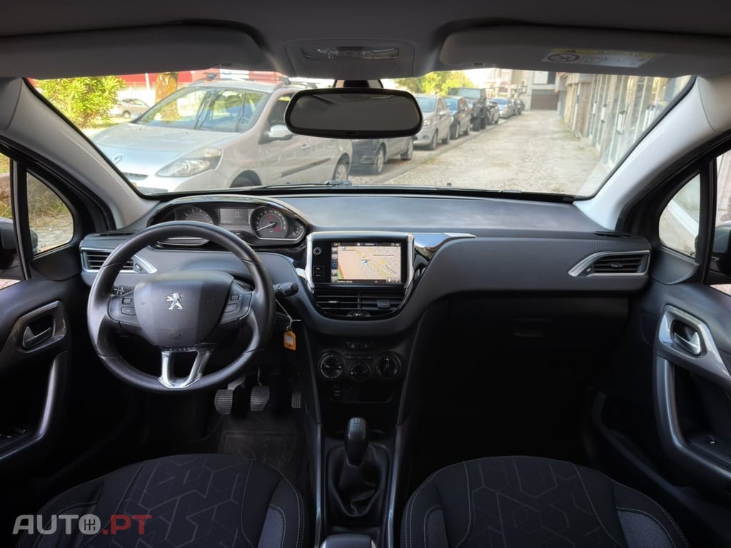 Peugeot 2008 1.2 PureTech Active