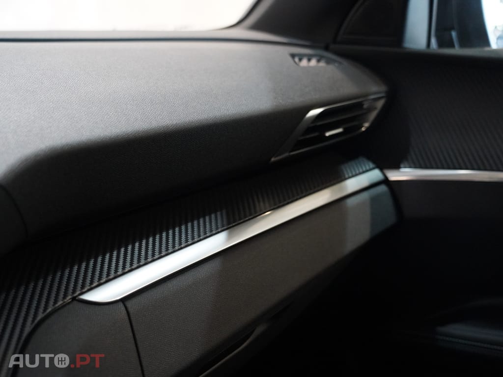 Peugeot 5008 1.2 PureTech Allure Pack