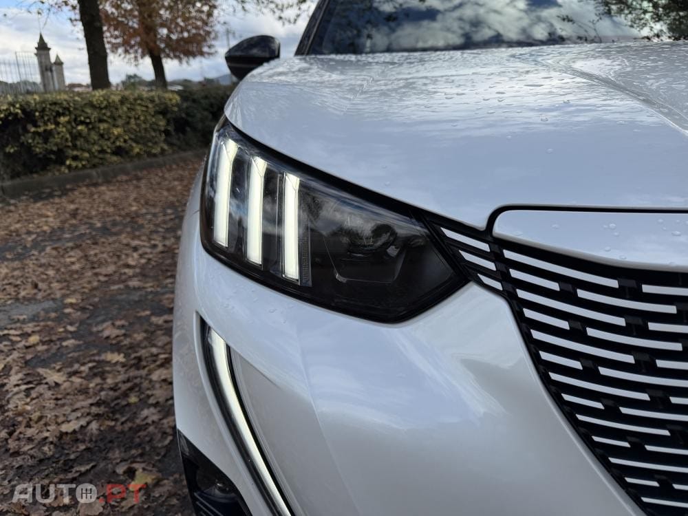 Peugeot E-2008 50 kWh GT Pack