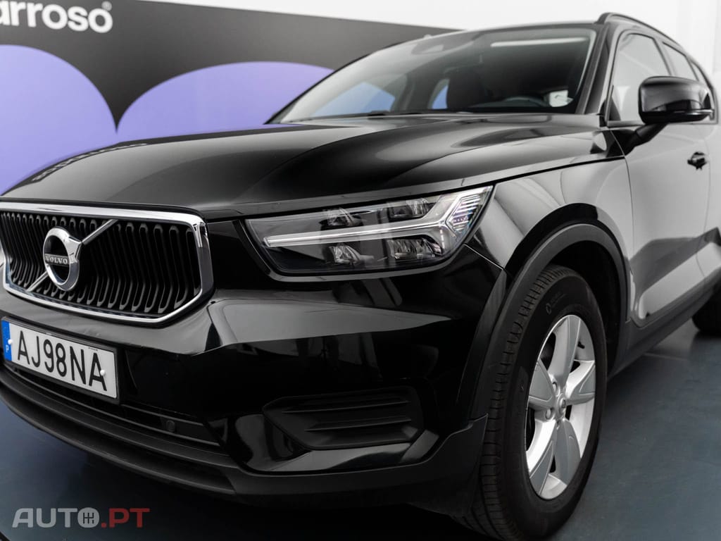 Volvo XC40 1.5 T2 Momentum