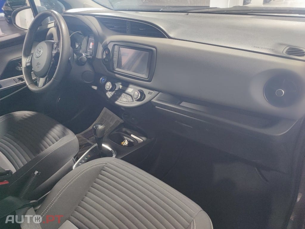 Toyota Yaris 1.5 HSD Comfort