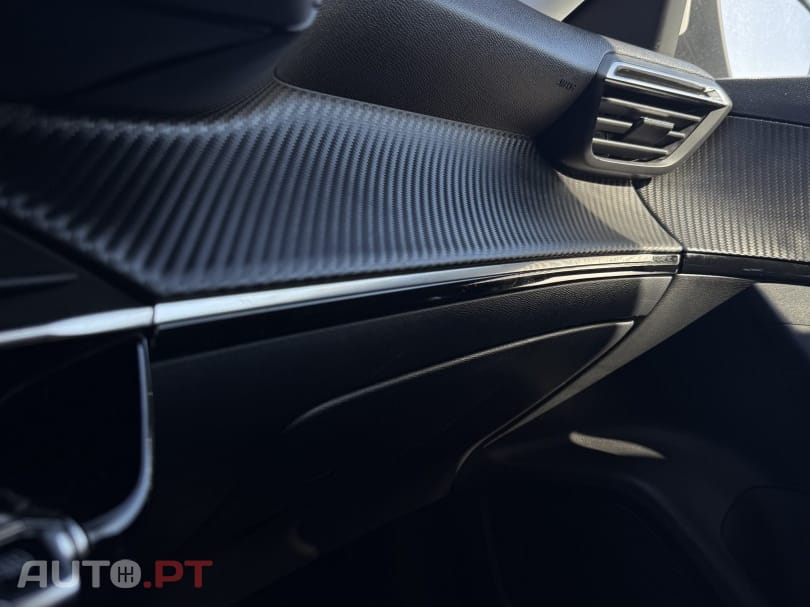 Peugeot 2008 1.2 PureTech Allure Pack EAT8