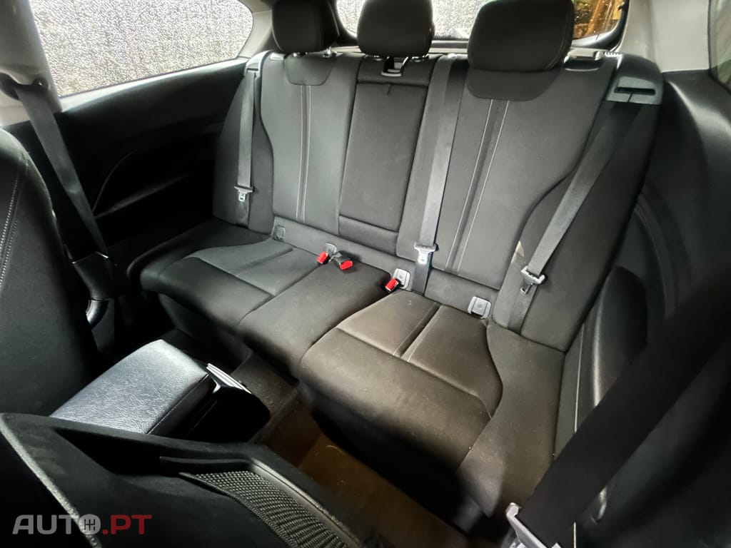 BMW 116 D. Auto Sport Line