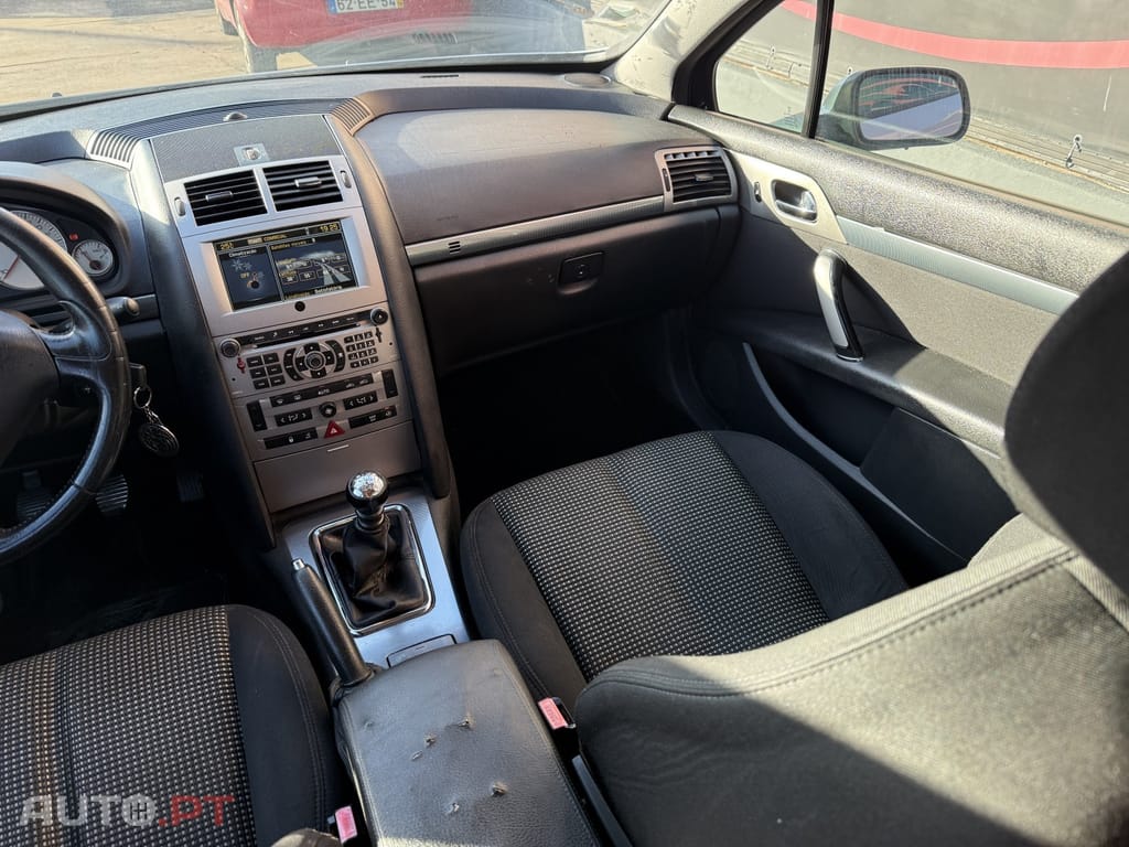 Peugeot 407 SW 2.0 HDi Navteq