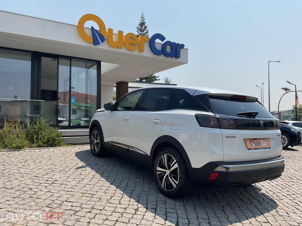 Peugeot 3008 1.6 Hybrid4 Allure e-EAT8