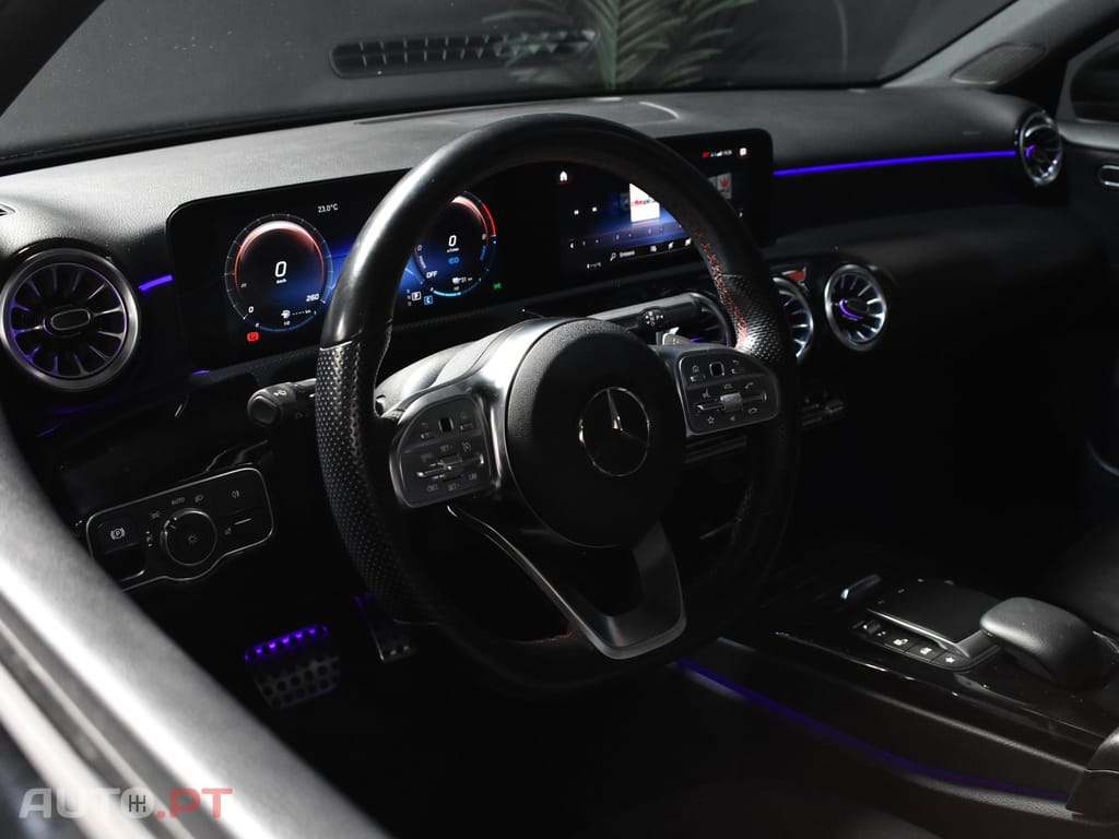 Mercedes-Benz A 250 e AMG Line 8G-DCT AMG Line