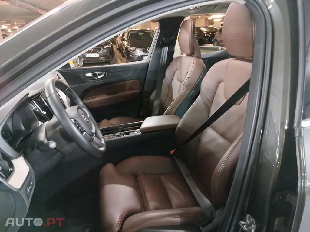 Volvo XC60 2.0 T8 PHEV Inscription AWD