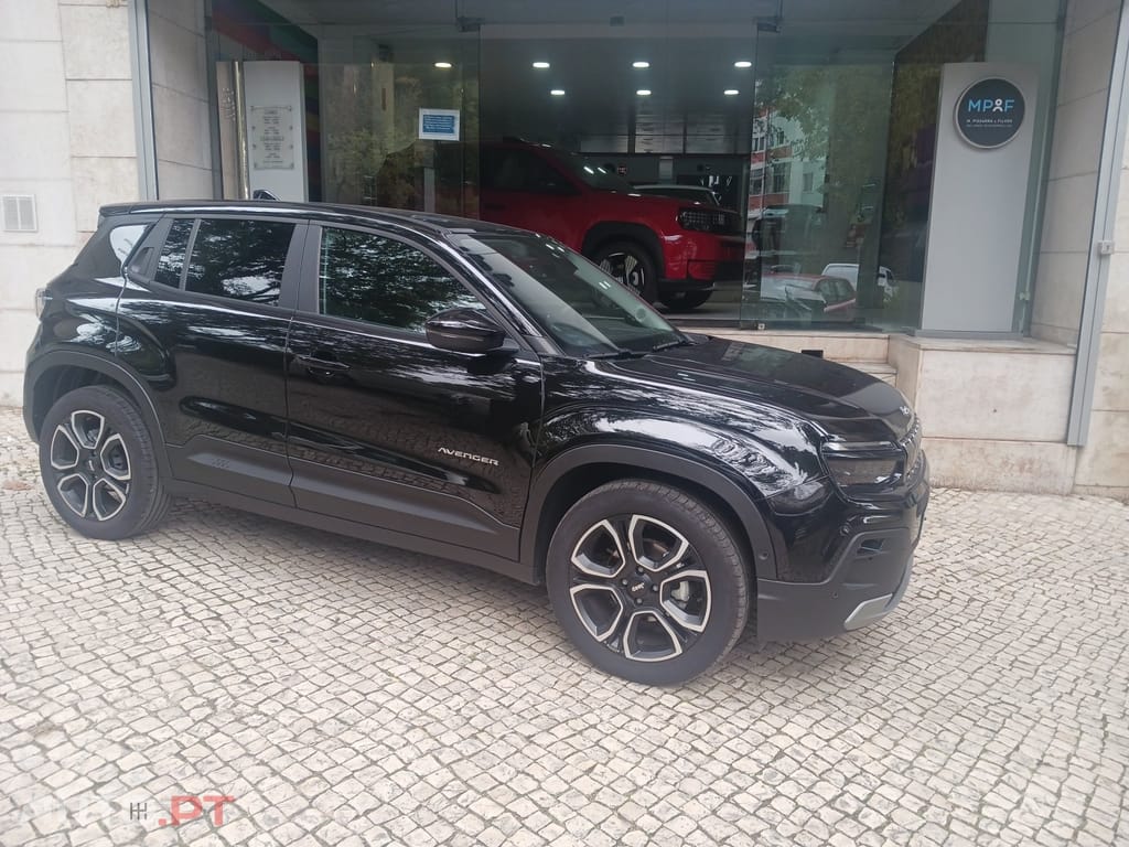 Jeep Avenger 1.2 GSE T3 Summit