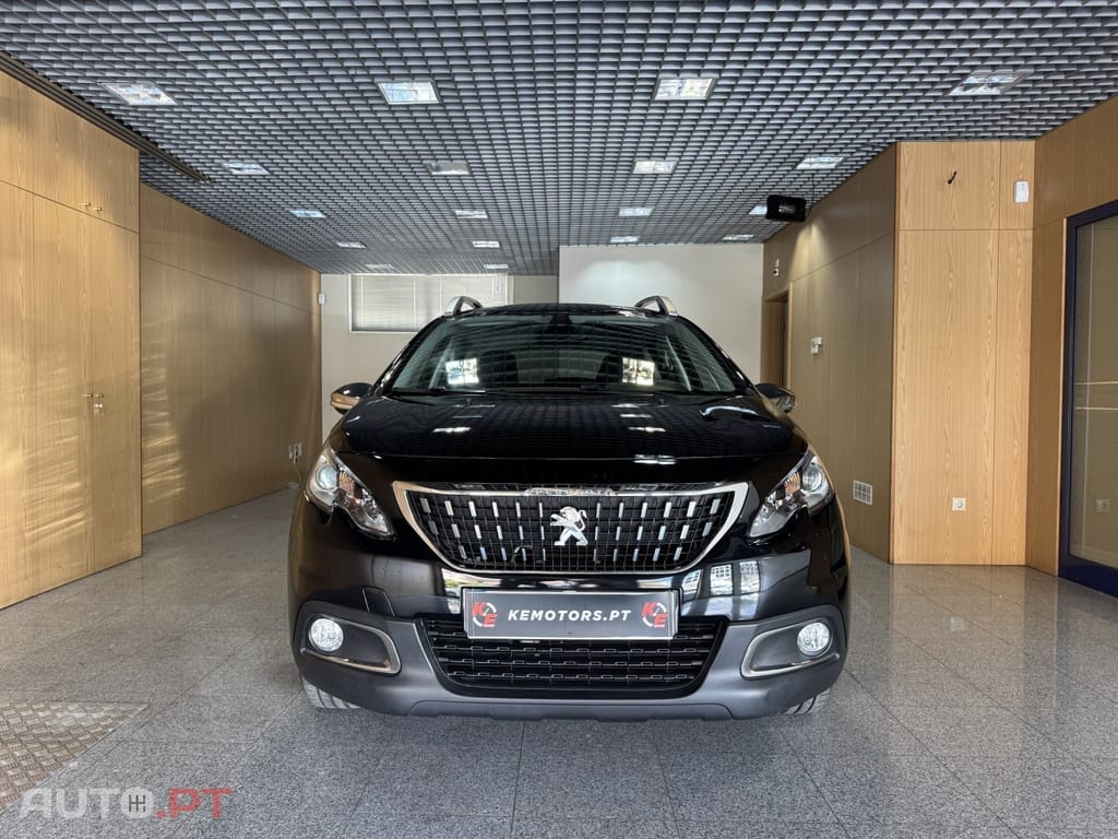 Peugeot 2008 1.2 PureTech Style