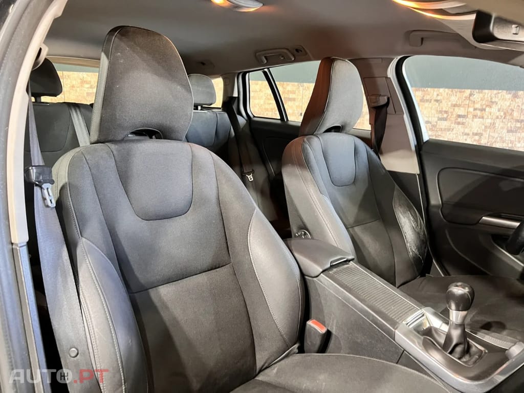 Volvo V60 VOLVO V60 1.6 DRIVe Diesel