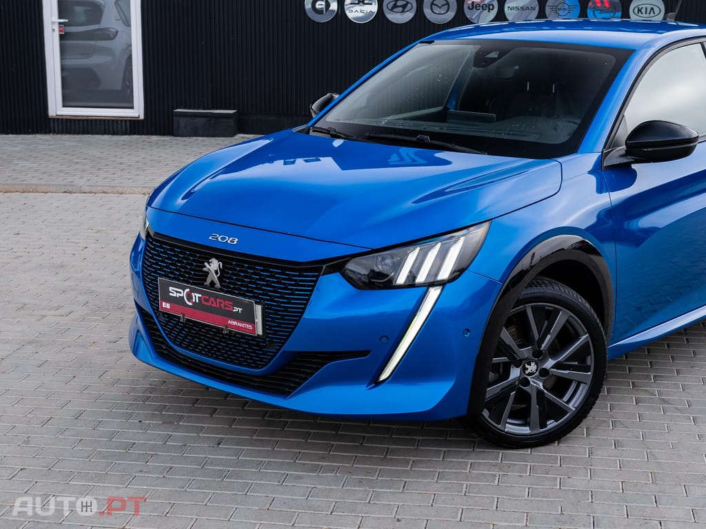 Peugeot E-208 50 kWh GT