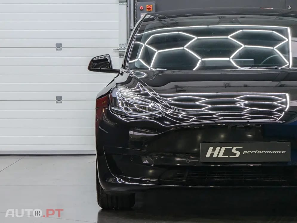 Tesla Model 3 Tração Traseira