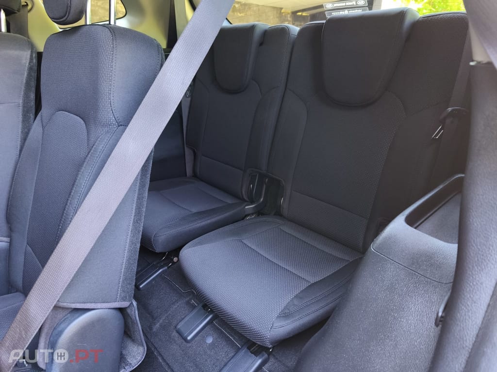 Kia Carens 1.7 CRDi ISG EX