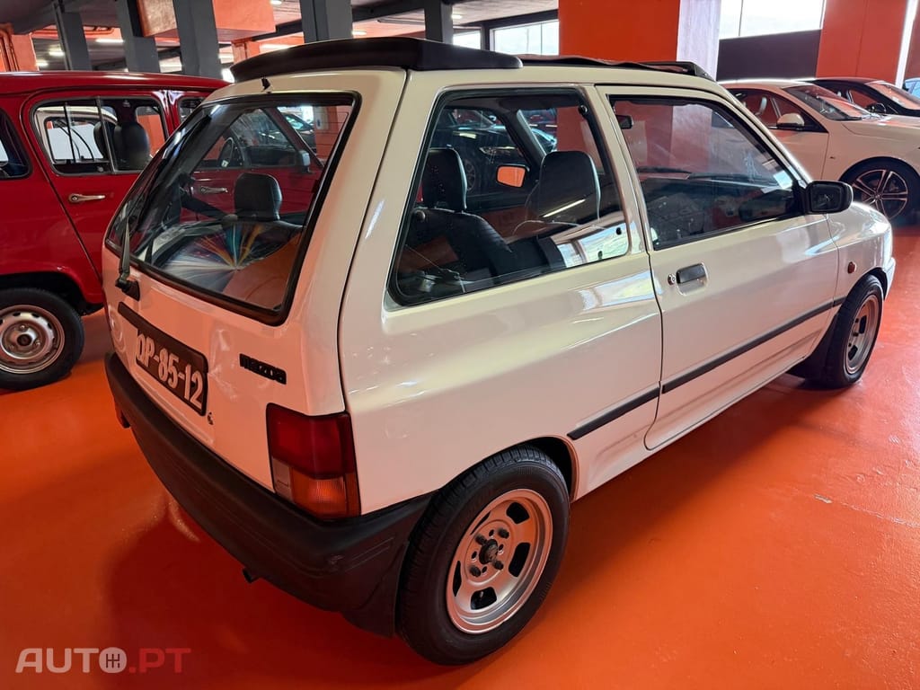 Mazda 121 1.1 Canvas Top