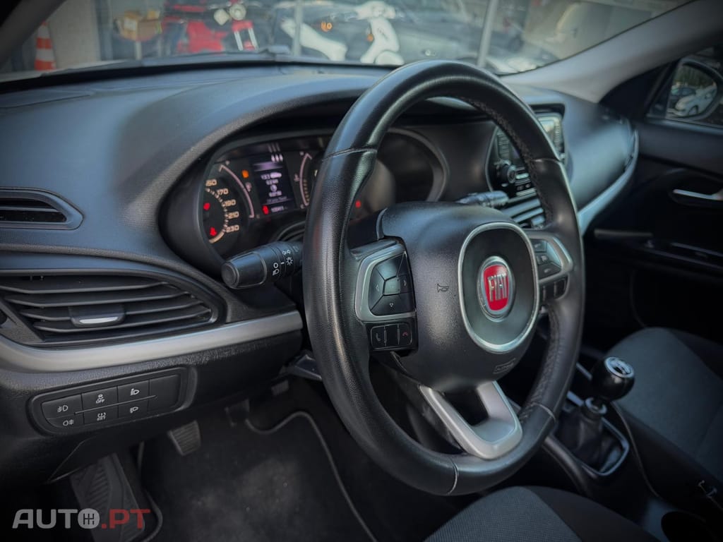Fiat Tipo 1.4 Easy