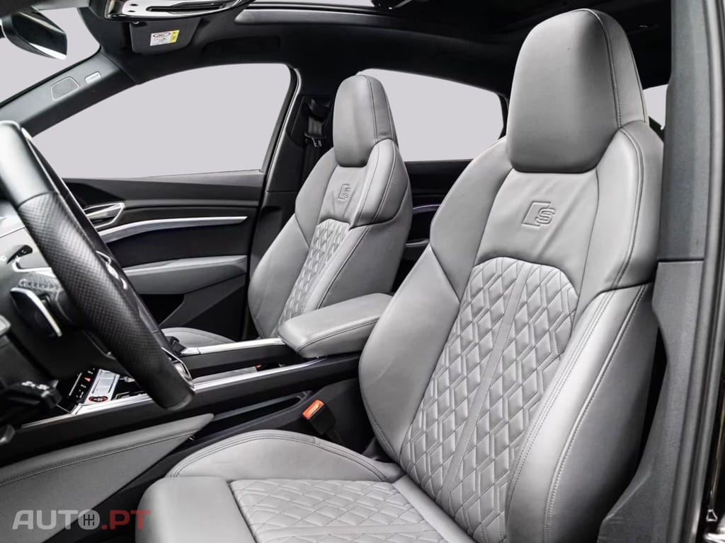 Audi E-Tron S BLACK I.V.A DEDUTIVEL 