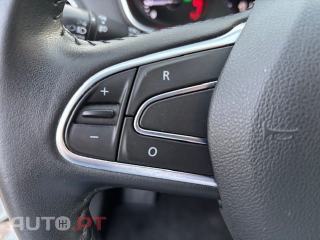 Renault Mégane Sport Tourer 1.3 TCe Intens EDC