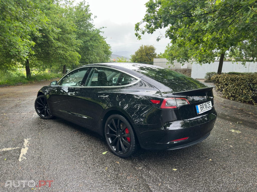 Tesla Model 3 Performance Dual Motor AWD