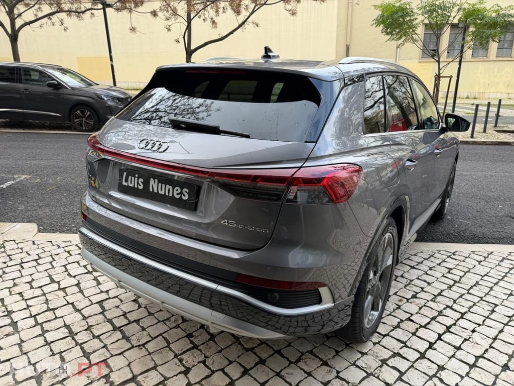 Audi Q4 E-Tron 45 82 kWh SE Business Plus