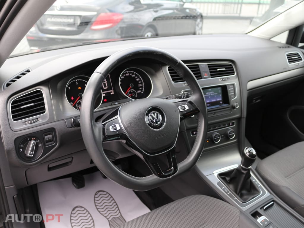 Volkswagen Golf 2.0 TDi Confortline