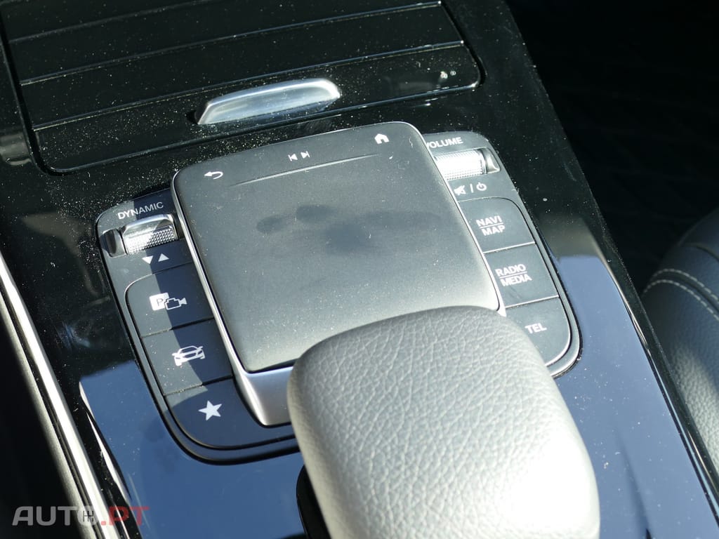 Mercedes-Benz A 250 e Progressive