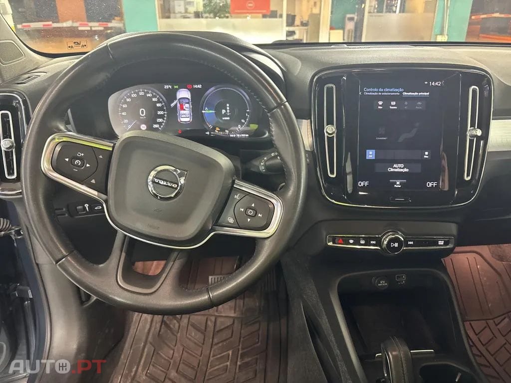 Volvo XC40 1.5 T5 PHEV Inscription Expression