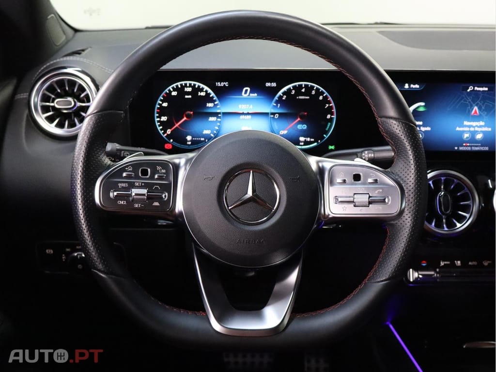 Mercedes-Benz GLA 250 e AMG LINE