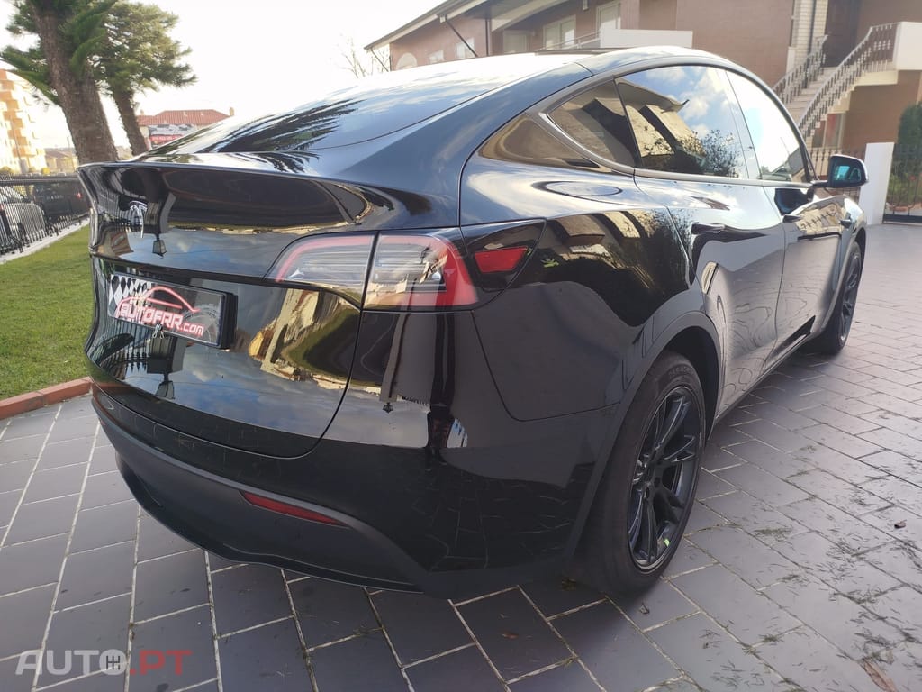 Tesla Model Y Tração Traseira