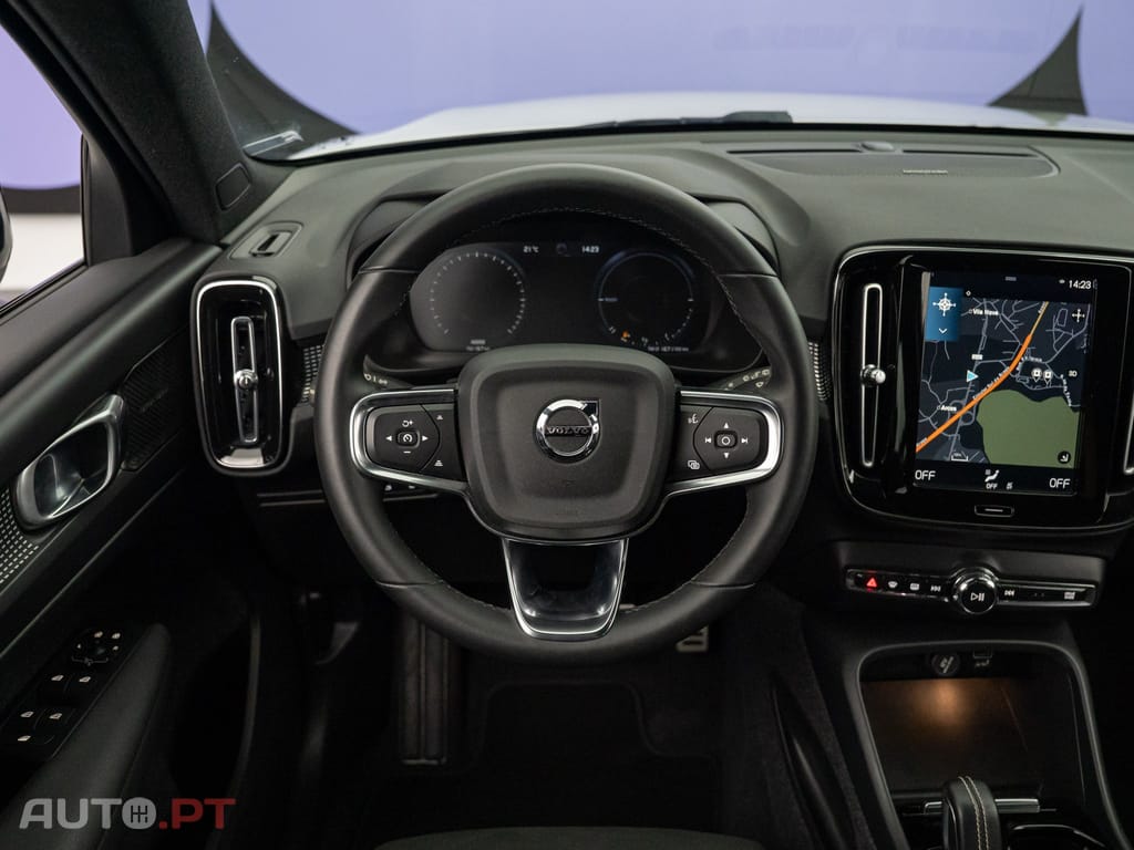 Volvo XC40 1.5 T5 PHEV R-Design Expression