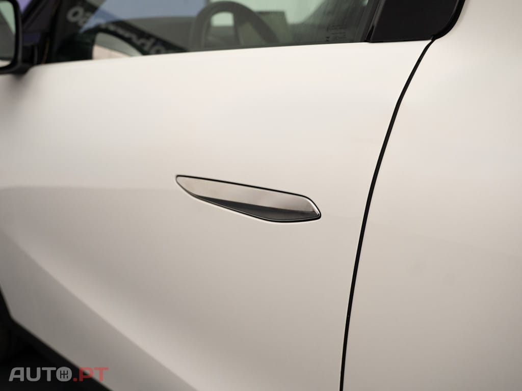 DS DS3 Crossback E-Tense Performance Line