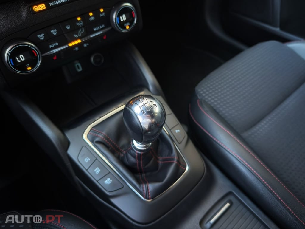 Ford Focus 1.0 EcoBoost ST-Line