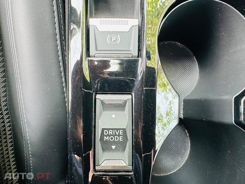 Peugeot 208 GT