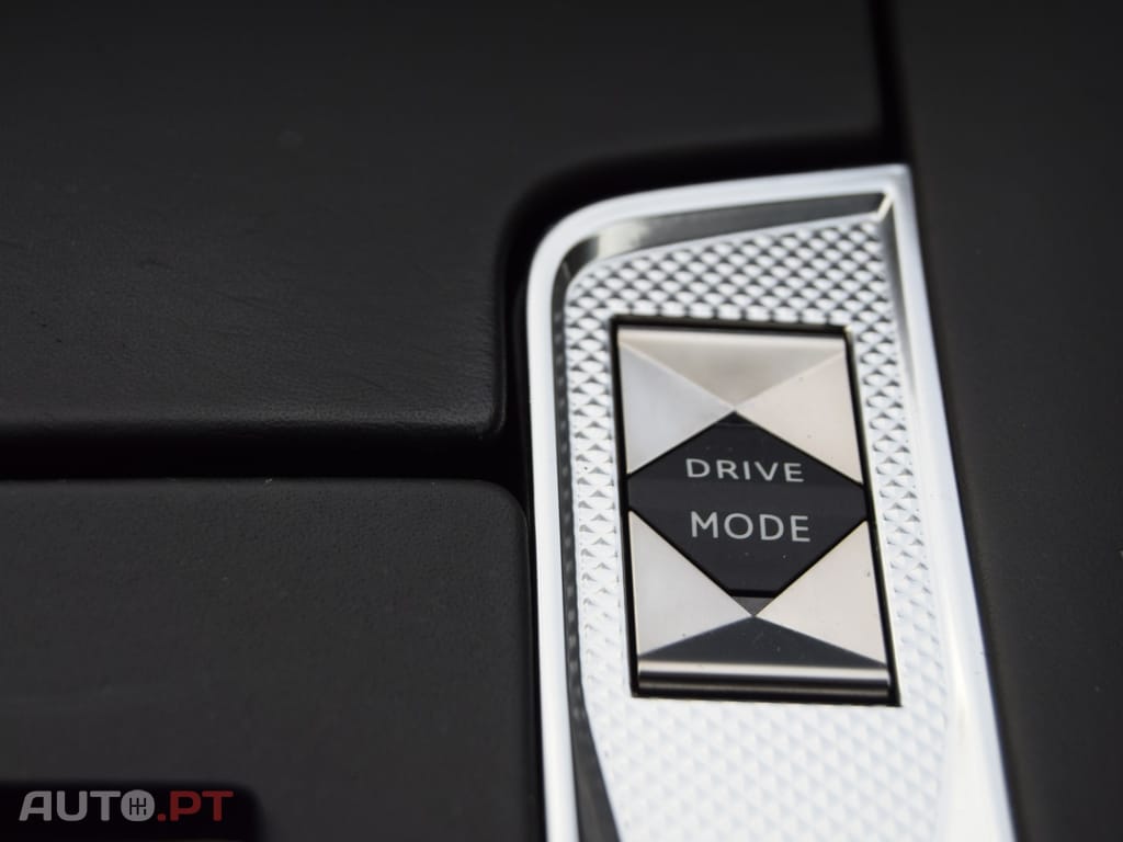 DS DS7 Crossback E-Tense SE Ligne Noire EAT8