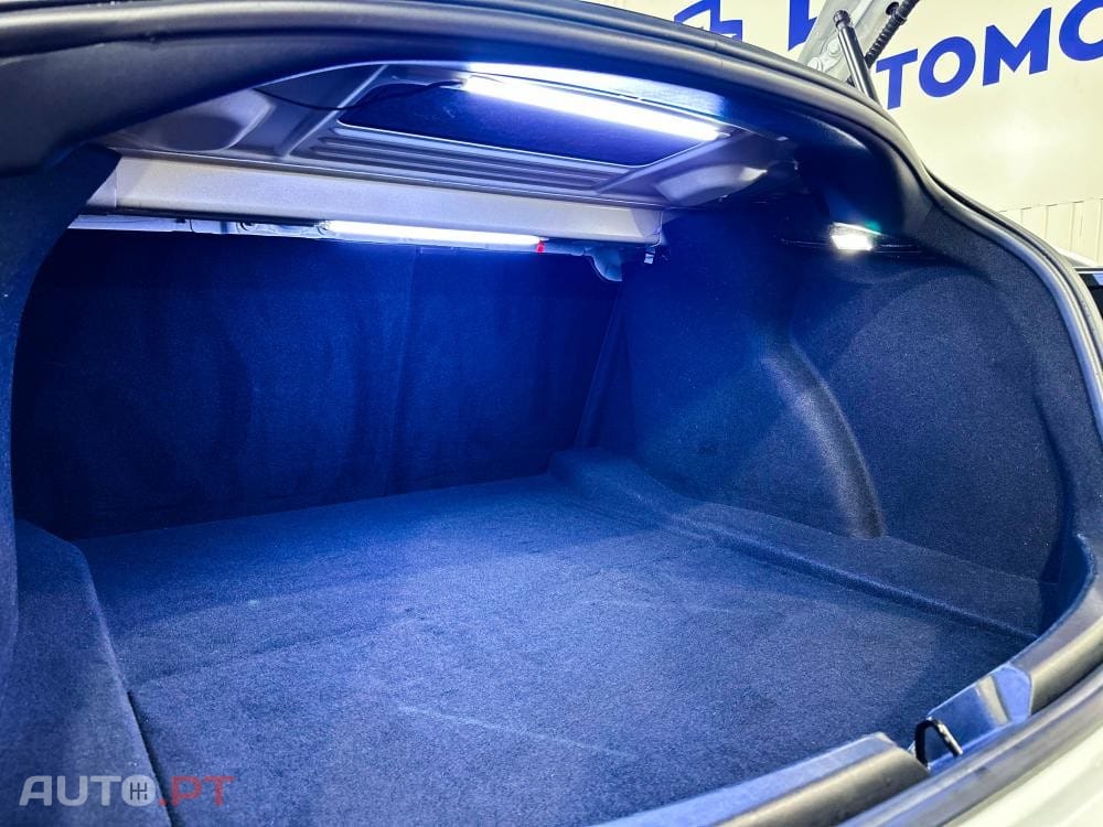 Tesla Model 3 Long-Range Dual Motor AWD