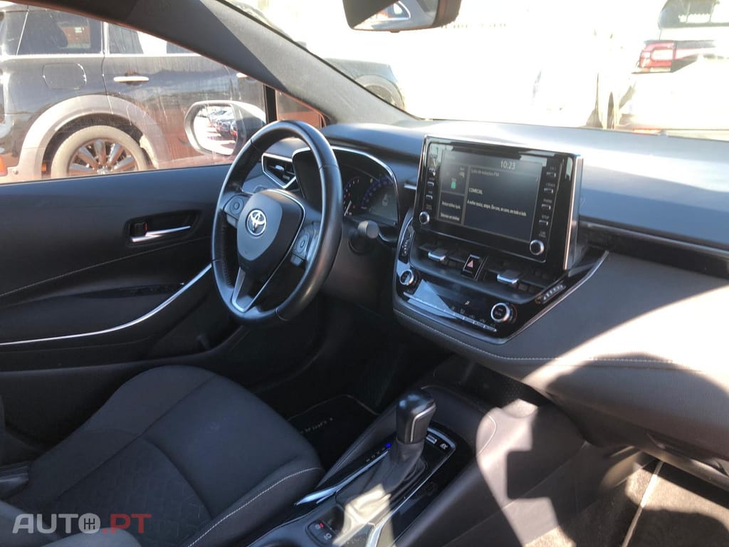 Toyota Corolla 1.8 Hybrid Comfort+P.Sport