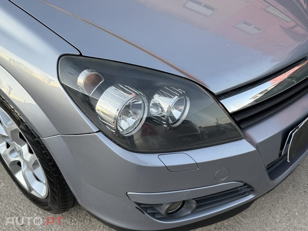 Opel Astra 1.7 CDTi Cosmo M5
