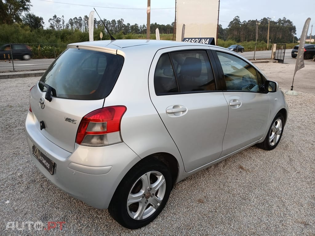 Toyota Yaris 1.0 VVT-I