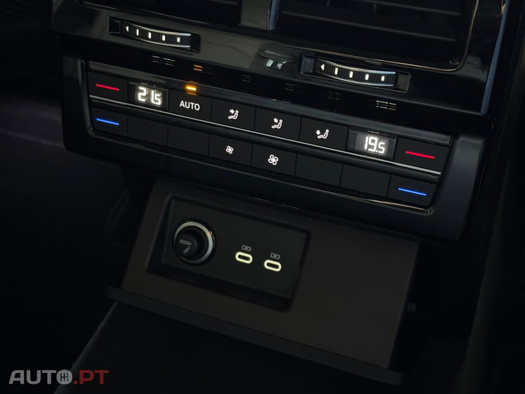 Volkswagen Touareg 3.0 TDI V6 R-Line