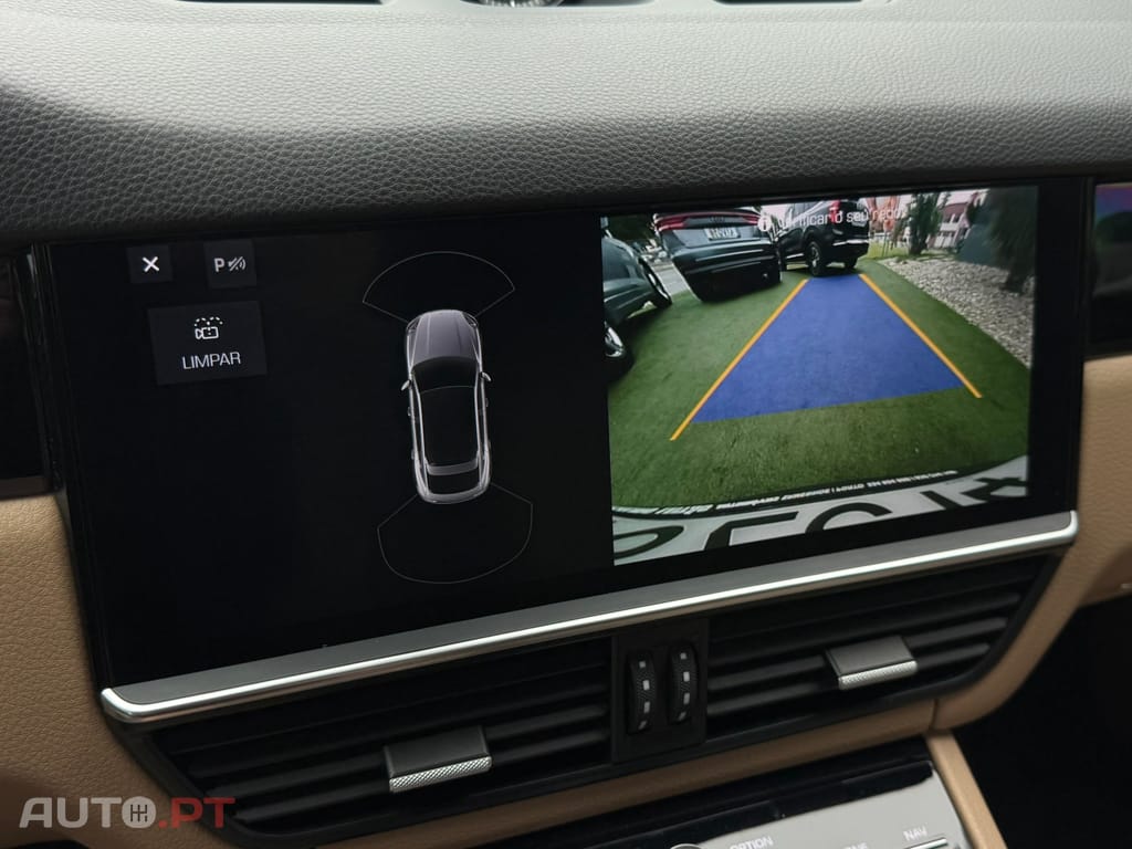 Porsche Cayenne Standard