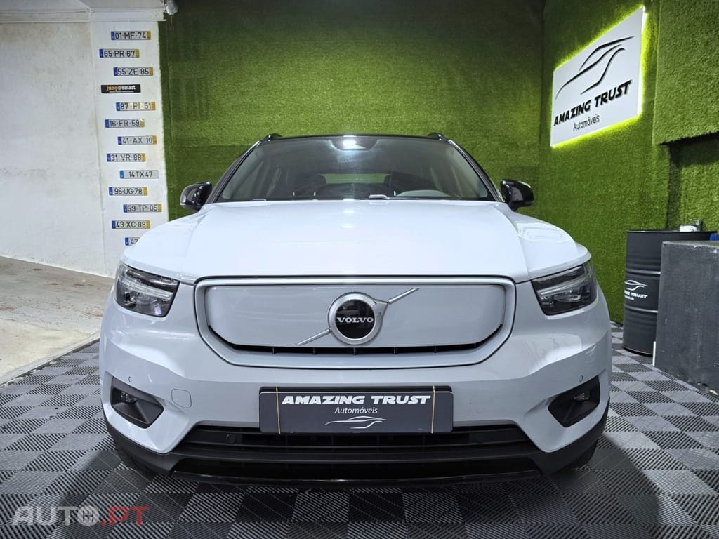 Volvo XC40 P8 AWD Recharge RDesign