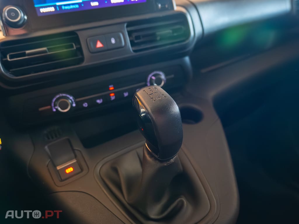 Peugeot Partner 1.5 BlueHDi Premium Standard