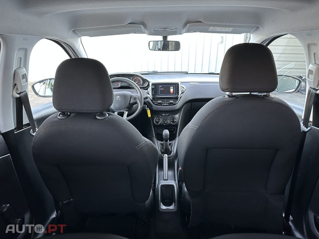 Peugeot 208 1.6 BlueHDi Style