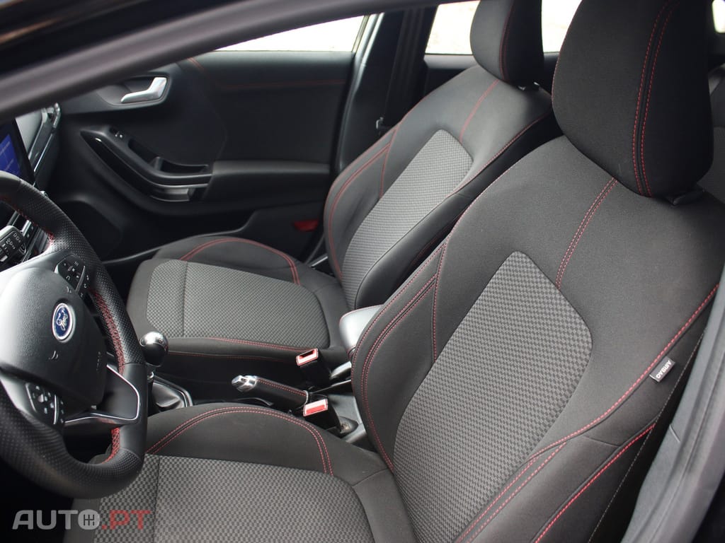 Ford Puma 1.0 EcoBoost MHEV ST-Line