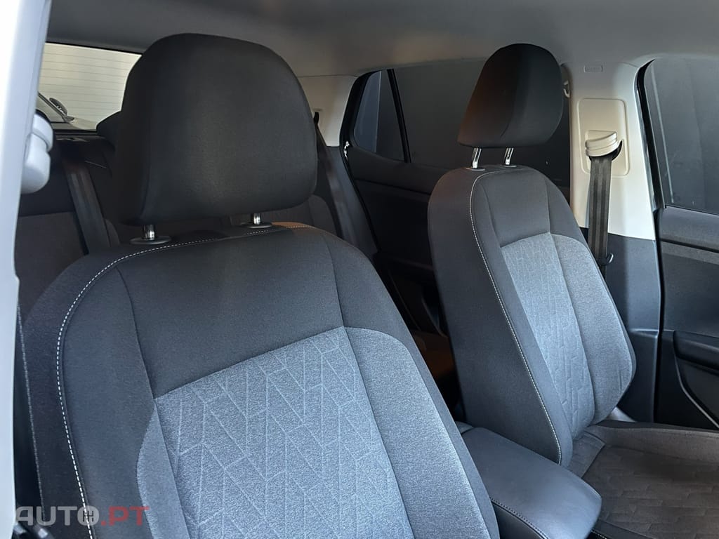 Volkswagen T-Cross 1.0 TSI Urban DSG